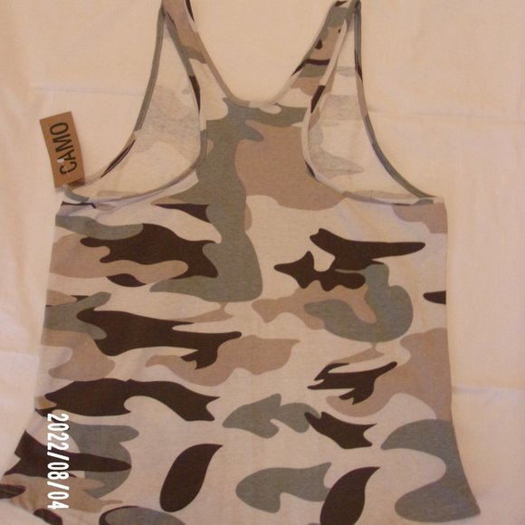 CAMO T-BACK T-SHIRT, NEW with TAG, - Picture 2 of 3